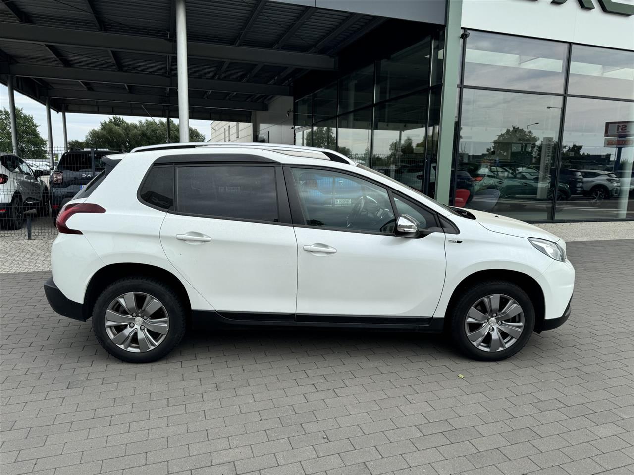 Peugeot 2008 2008 1.2 Pure Tech Active S&S 2017