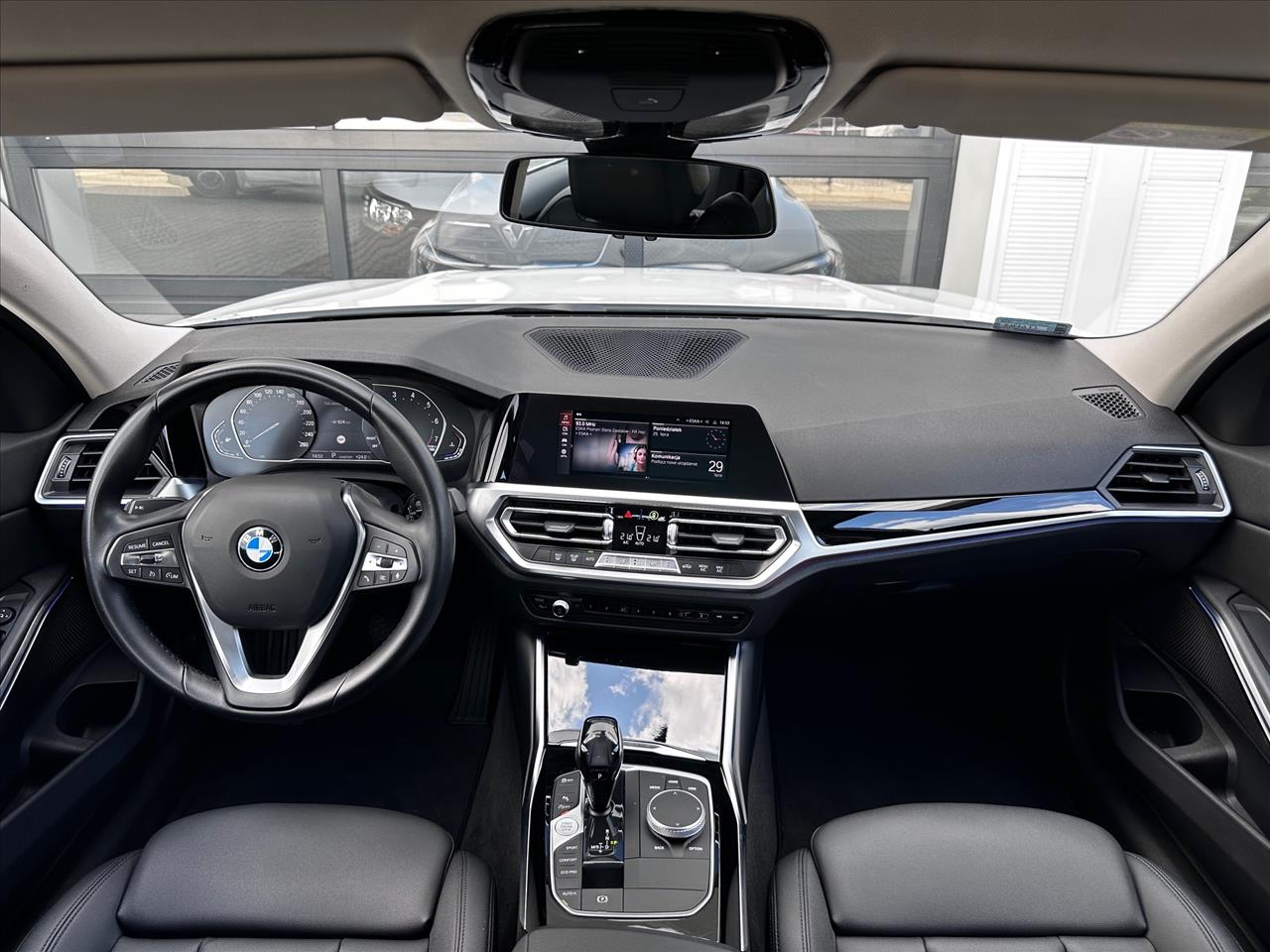 Bmw SERIA 3 318i Sport Line aut 2021