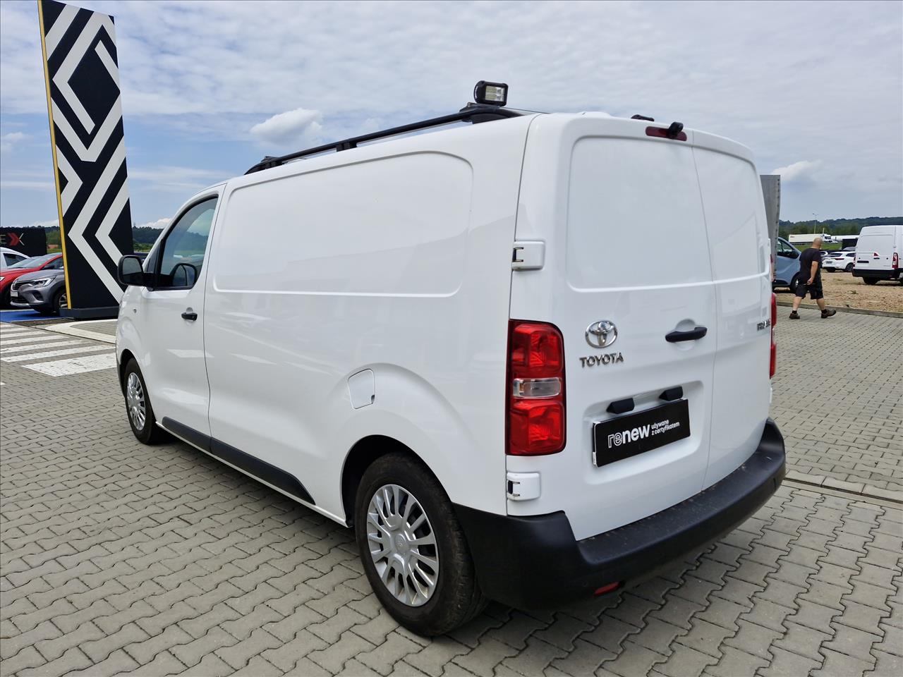 Toyota PROACE Proace Kombi 1.5 D-4D Medium 2,7t 2021