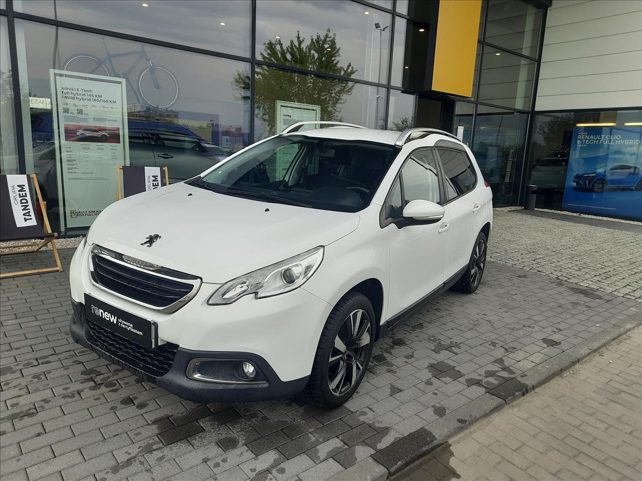 Peugeot 2008 2008 1.2 Pure Tech Style EU6 2015