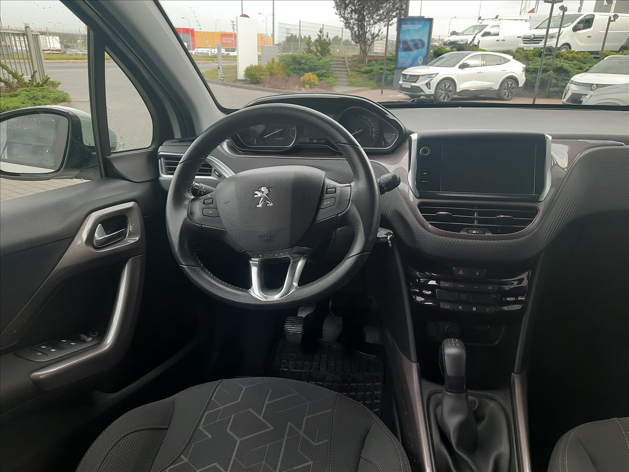 Peugeot 2008 2008 1.2 Pure Tech Style EU6 2015