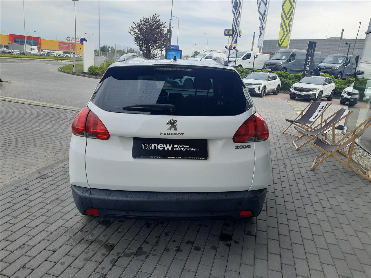 Peugeot 2008 2008 1.2 Pure Tech Style EU6 2015