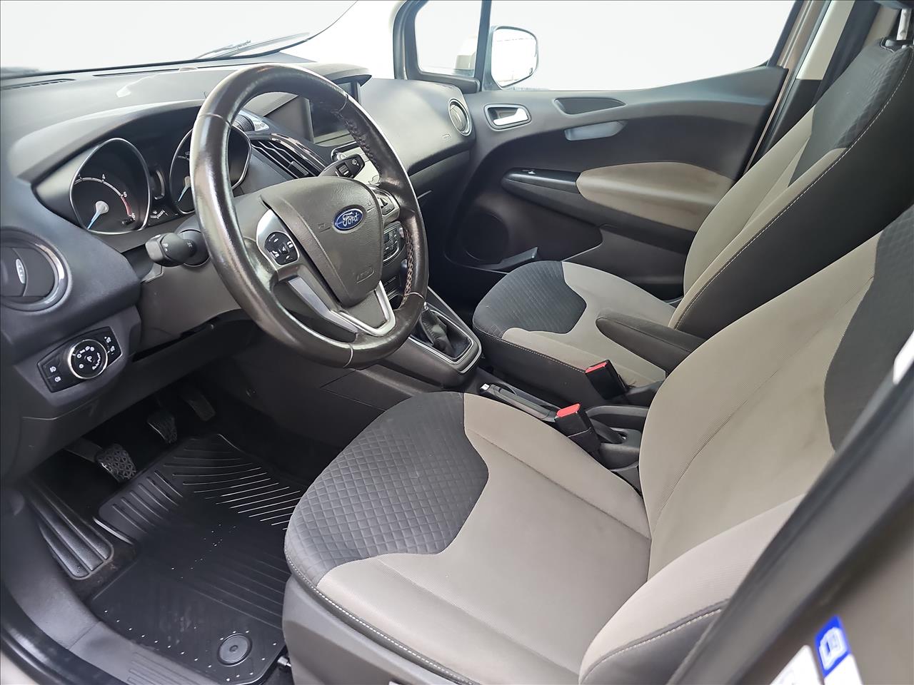 Ford TOURNEO COURIER Tourneo Courier 1.5 TDCi Titanium 2019