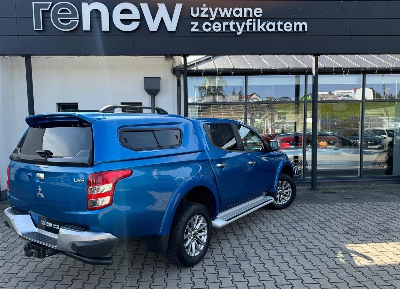 Mitsubishi L 200 L200 2.4 d DC Intense + 2016